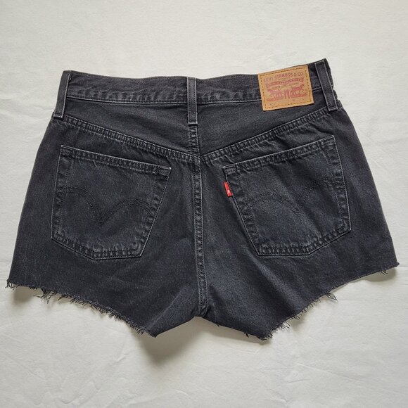 Levis 501 High Rise Womens Black Cutoff Raw Hem Jean Shorts Button Fly Size 28 - Picture 7 of 12